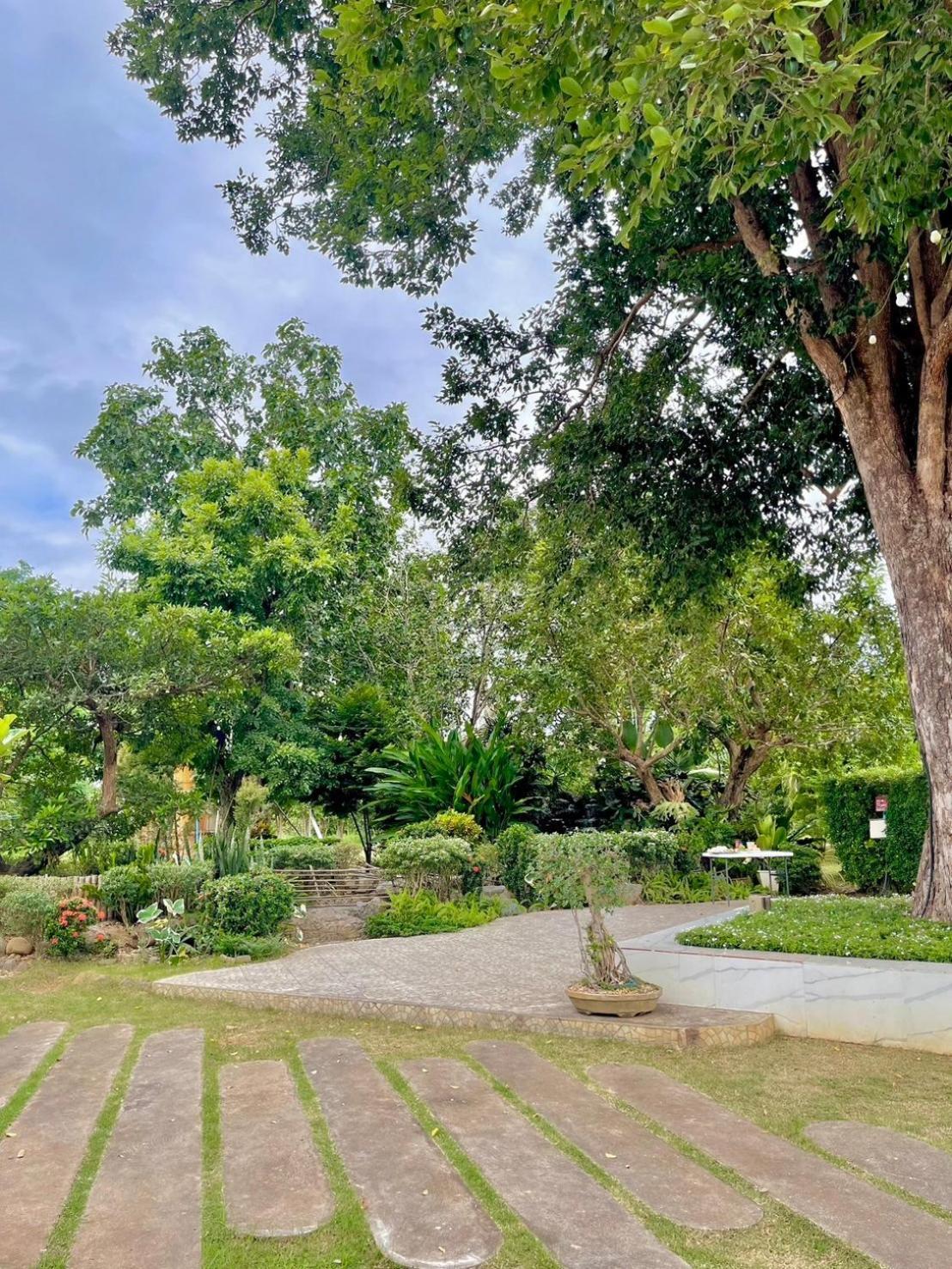River Valley Resort แอทน่าน Exterior photo